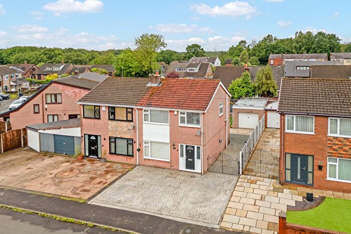 3 Bedroom Semi-Detached House For Sale In Manley Avenue, Warrington, WA3
