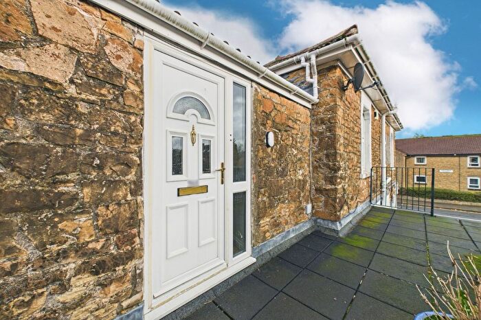 1 Bedroom Flat To Rent In High Street, Portishead, Bristol, BS20