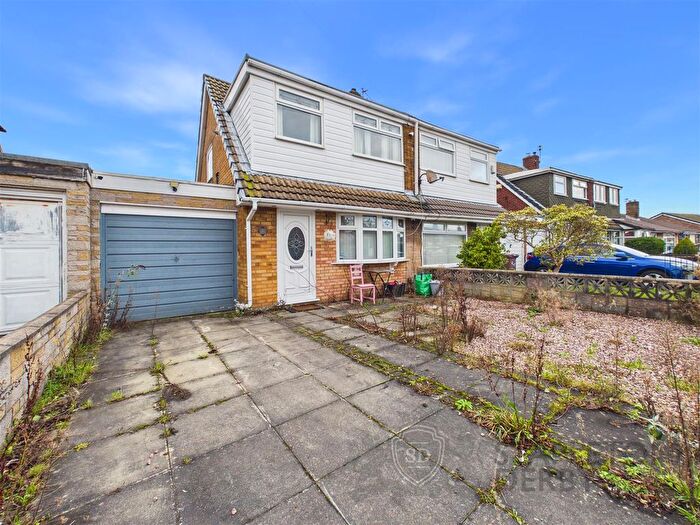 3 Bedroom Semi Detached House For Sale In Ilfracombe Road, Sutton Leach, St. Helens, WA9