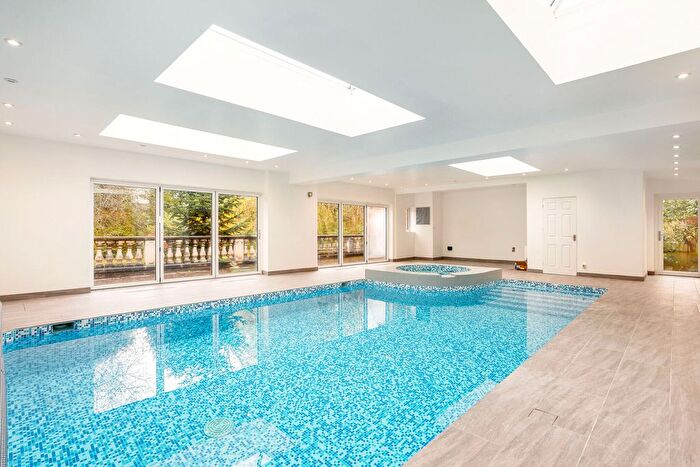 5 Bedroom Detached House To Rent In Sunningdale House, Sunningdale, SL5