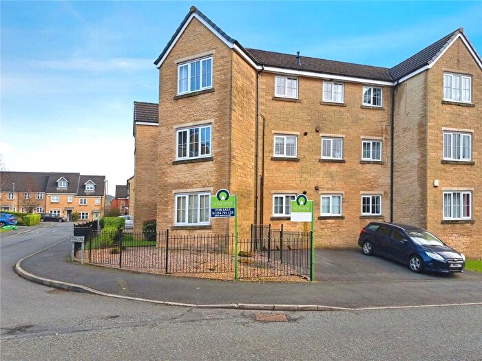 2 Bedroom Flat To Rent In Painter Court, Darwen, Lancashire, BB3