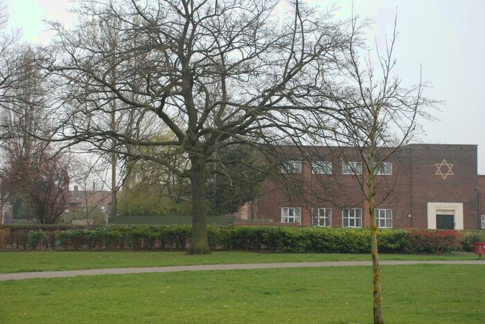 2 Bedroom Flat To Rent In Park Road South, Middlesbrough TS5