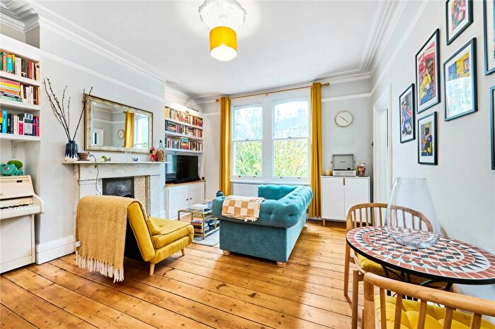 1 Bedroom Apartment For Sale In Tressillian Road, Brockley, SE4