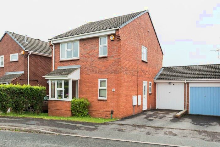 3 Bedroom Link Detached House To Rent In Colmworth Close, Lower Earley, RG6