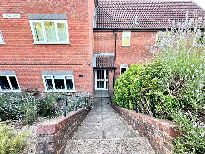 2 Bedroom Flat To Rent In Olympic Way, High Wycombe, HP13