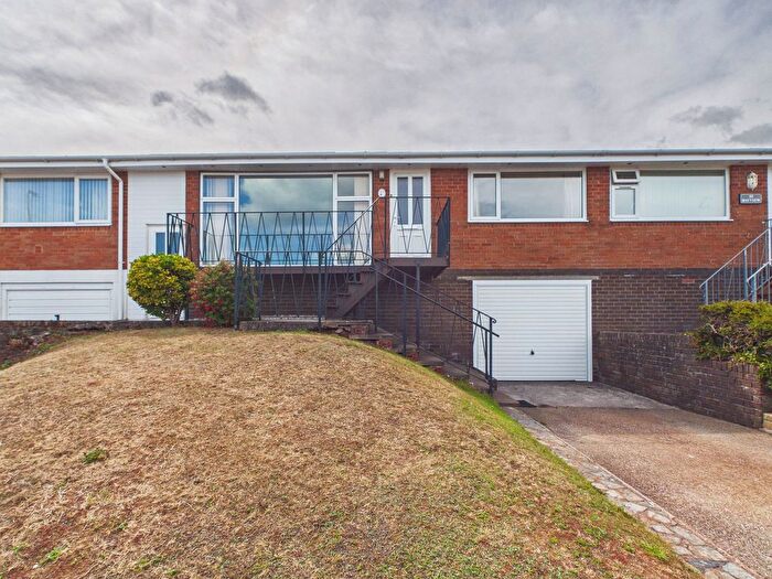 2 Bedroom Terraced Bungalow For Sale In Lyme View Road, Babbacombe, Torquay, TQ1