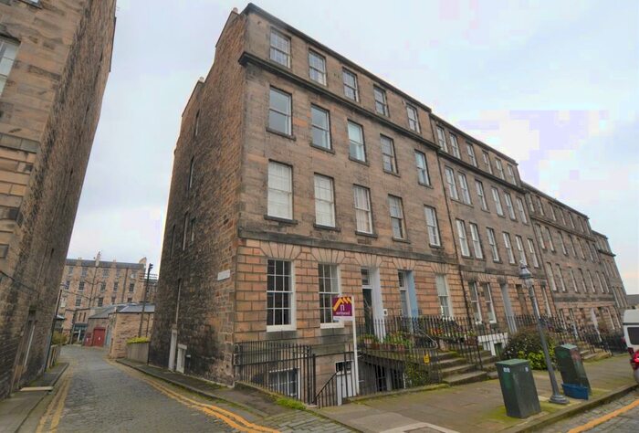 5 Bedroom Flat To Rent In Scotland Street, Edinburgh, EH3