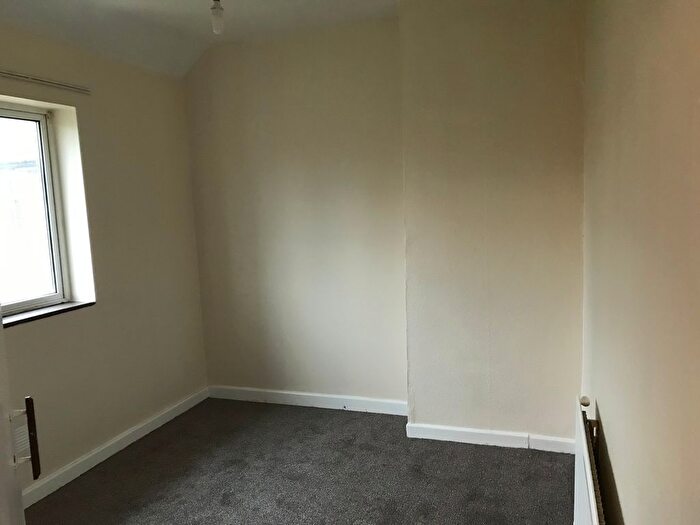 2 Bedroom Semi Detached House To Rent In Waldegrave Road, Dagenham, RM8