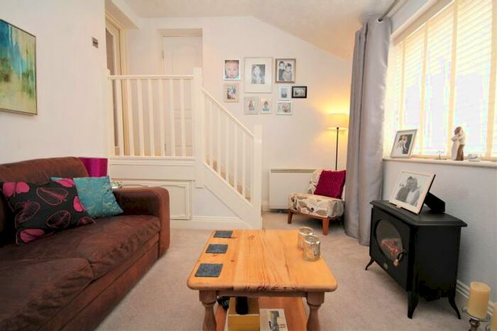 1 Bedroom Flat To Rent In Sea Road, Boscombe, Bournemouth, BH5