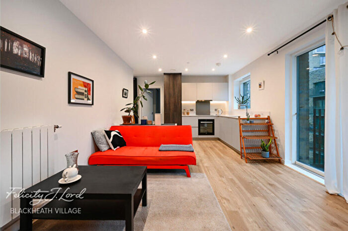 1 Bedroom Apartment For Sale In Whittle Road, London, SE3