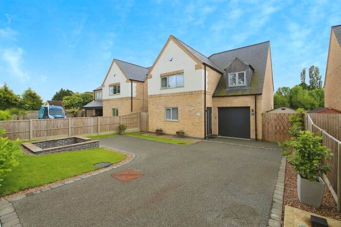 3 Bedroom Detached House For Sale In Drove Road, Whaplode Drove, Spalding, PE12