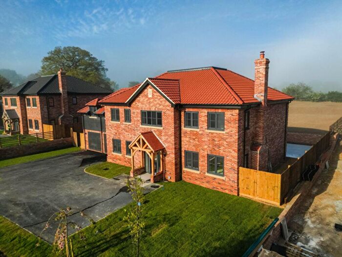 5 Bedroom Detached House For Sale In The Heaths, Lyng, NR9