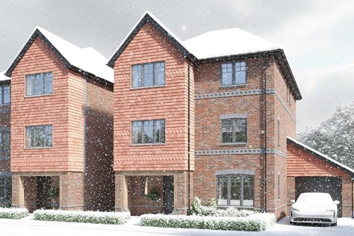 4 Bedroom Detached House For Sale In Hackney Way, Mortimer Common, Reading, Berkshire, RG7