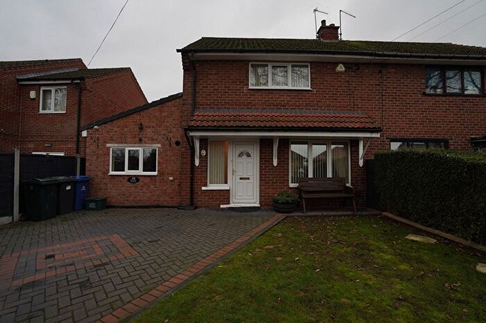 2 Bedroom Semi-Detached House For Sale In Willow Avenue, Doncaster, South Yorkshire, DN4