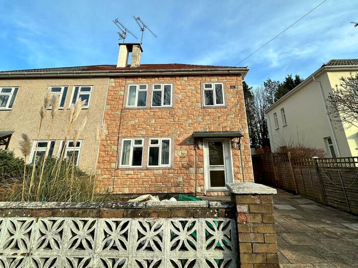 3 Bedroom Semi-Detached House To Rent In Waterloo Road, Wokingham, RG40