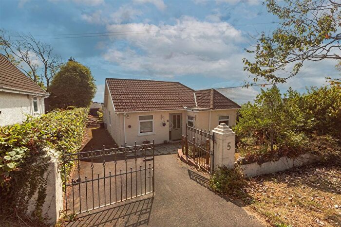 3 Bedroom Detached Bungalow For Sale In Bayswater Road, Sketty, Swansea, SA2