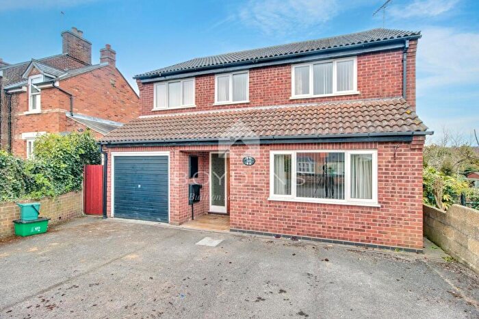 4 Bedroom Detached House For Sale In Halsted Road, Colchester, CO3