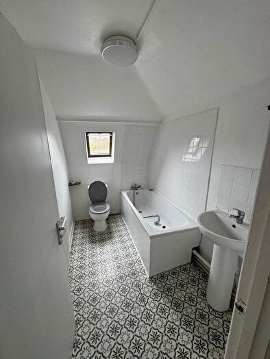 1 Bedroom Flat To Rent In Ashley Road, Bristol, BS6