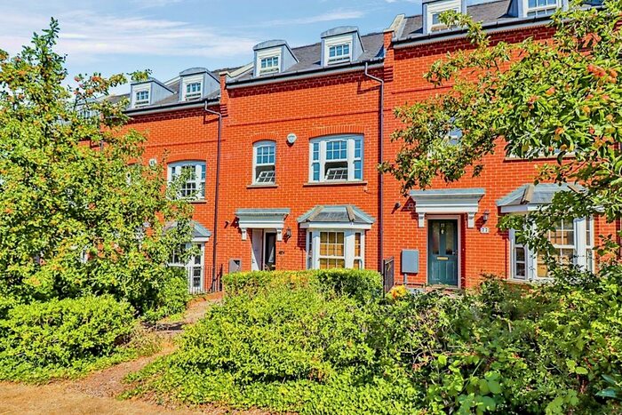 4 Bedroom Property To Rent In George Roche Road, Canterbury, CT1