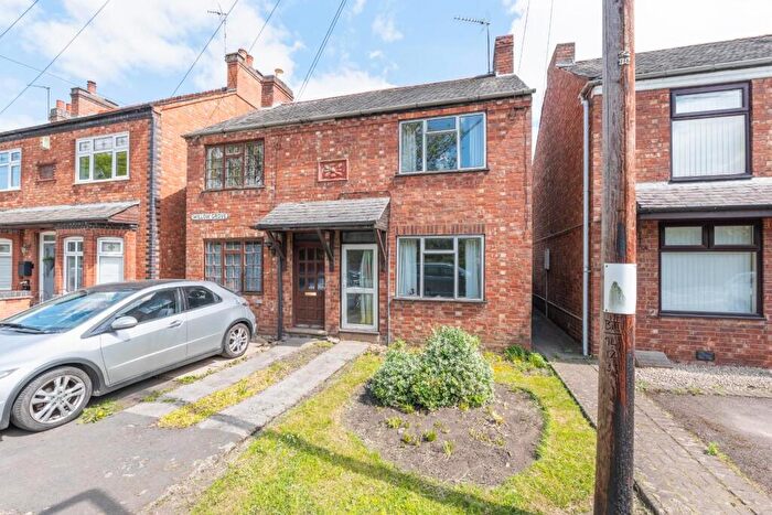 2 Bedroom Semi-Detached House For Sale In Willow Grove, Long Itchington, Southam, CV47