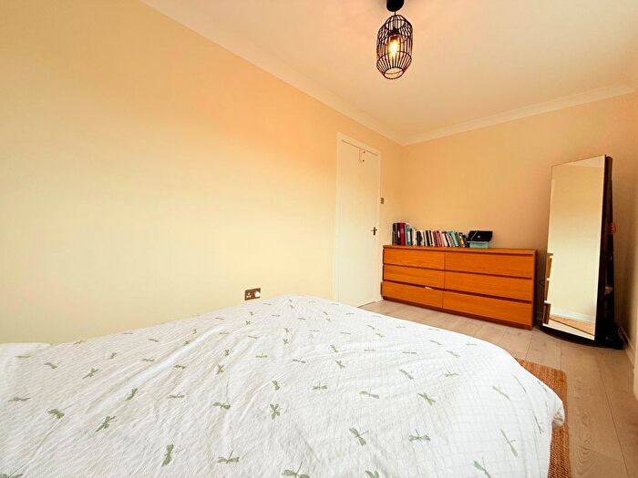 2 Bedroom Flat For Sale In Exeter Street, Coatbridge, ML5