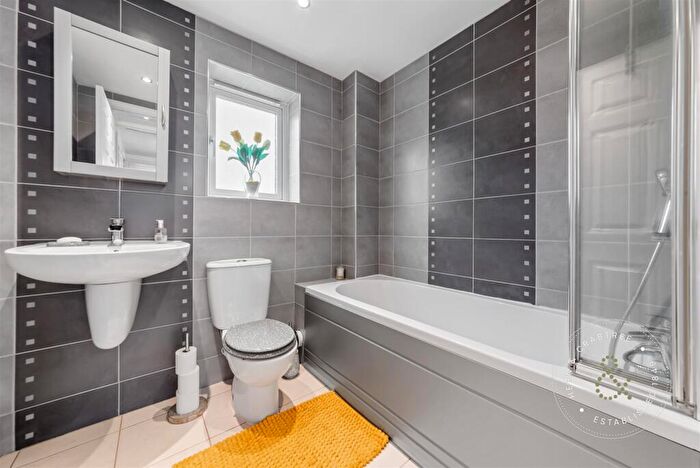 3 Bedroom End Of Terrace House For Sale In Evenwood Close, Pontprennau, Cardiff, CF23