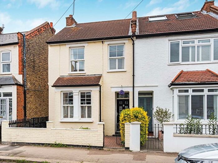 3 Bedroom Semi-Detached House For Sale In Seaforth Avenue, New Malden, KT3