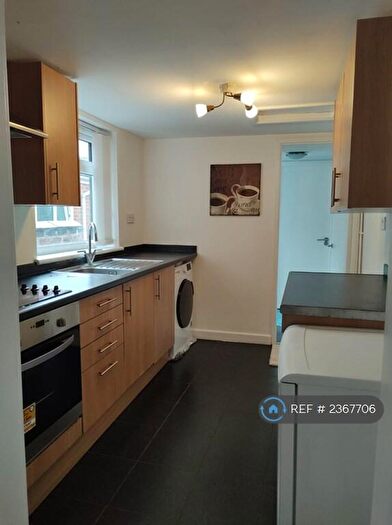 2 Bedroom Terraced House To Rent In London Road, Stoke-On-Trent, ST4