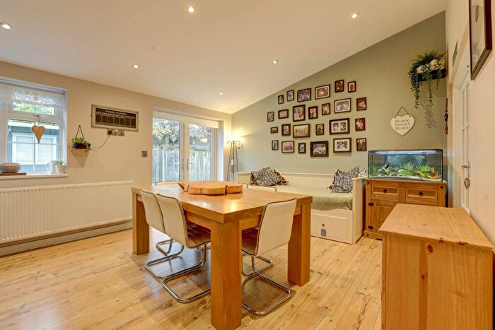 3 Bedroom Terraced House For Sale In Lockeridge Close, Blandford Forum, DT11