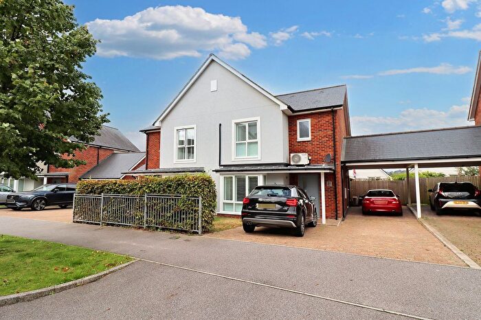 3 Bedroom Semi-Detached House To Rent In The Avenue, Tunbridge Wells, TN2