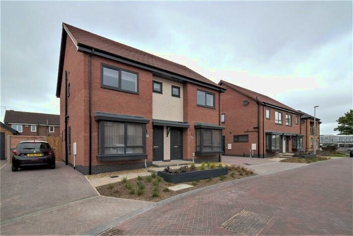 2 Bedroom Semi-Detached House To Rent In Mulberry Lane, Hull, East Yorkshire, HU4