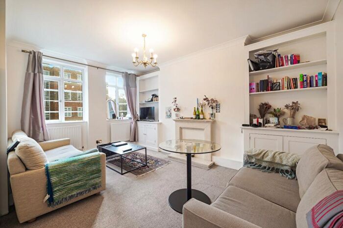 2 Bedroom Flat To Rent In Eamont Court, Eamont Street, NW8