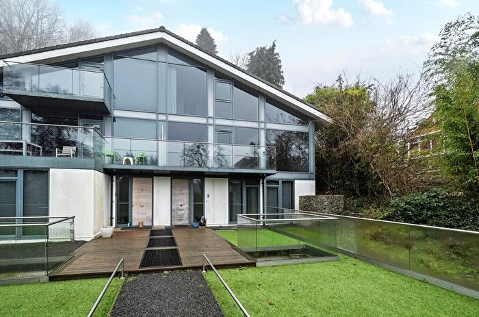 3 Bedroom Semi Detached House For Sale In Birtley Road, Bramley, Guildford, Surrey, GU5