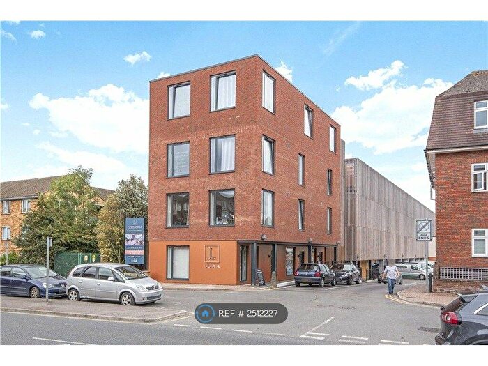 2 Bedroom Flat To Rent In Luna, Ruislip, HA4