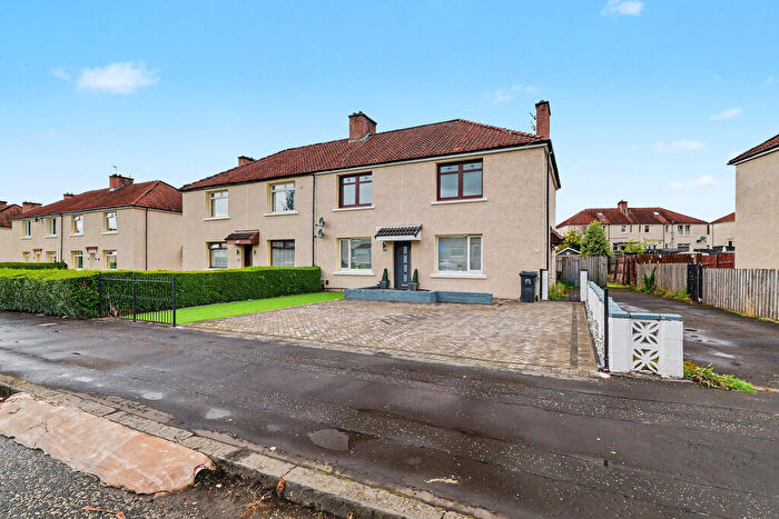 2 Bedroom Cottage To Rent In Amulree Street, Glasgow, G32