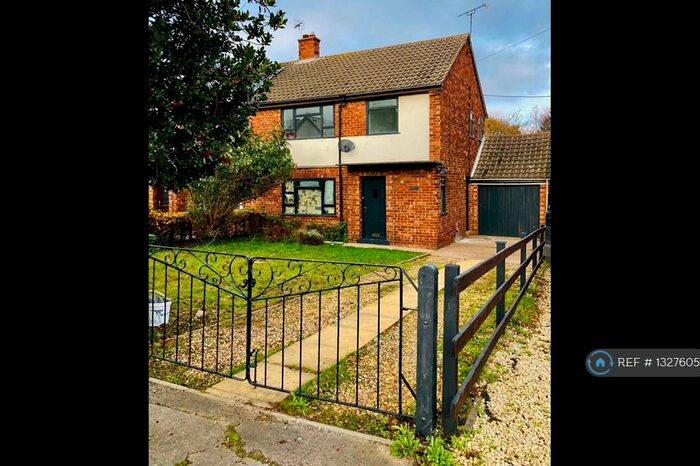 3 Bedroom Semi-Detached House To Rent In Priestgate, Newark, NG22