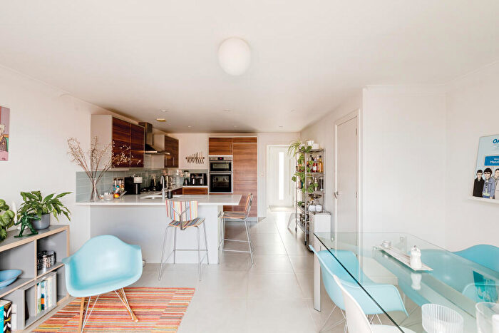 3 Bedroom Terraced House For Sale In Old Barrow Hill, Bristol, BS11