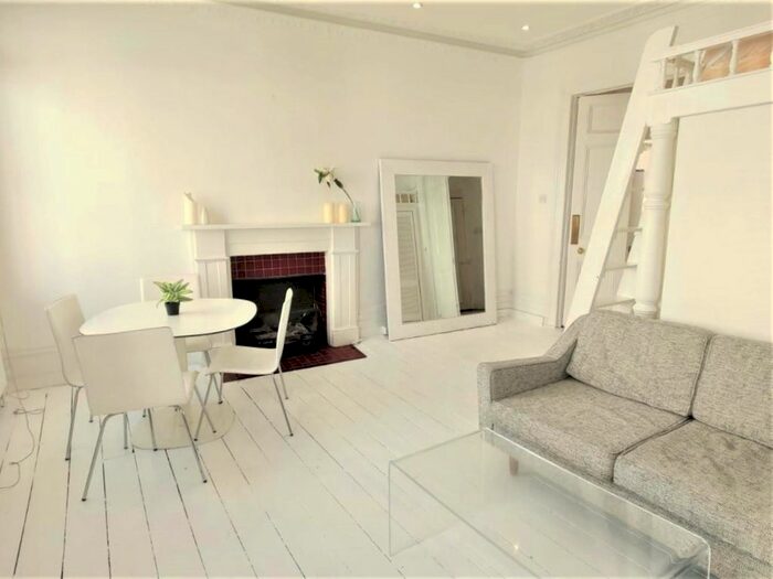 Studio To Rent In Belsize Lane, Belsize Park, NW3