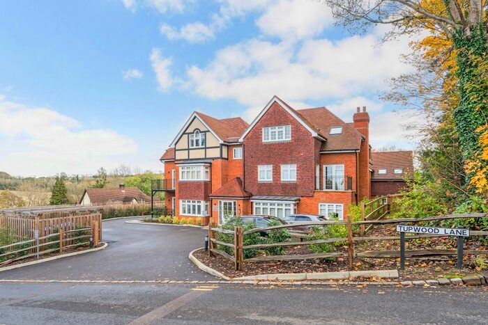 1 Bedroom Flat To Rent In Tupwood Lane, Caterham, CR3