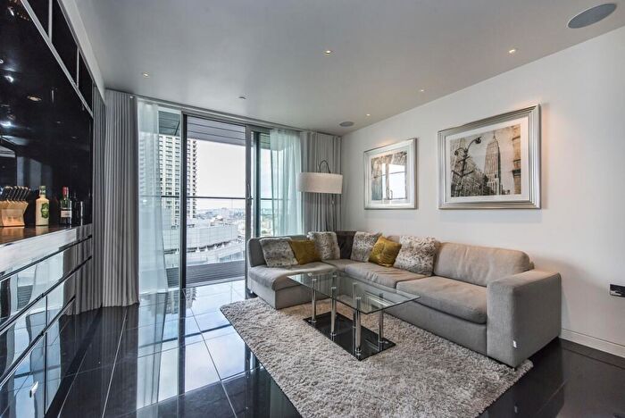 Apartment To Rent In Moor Lane, Epc:C, EC2Y