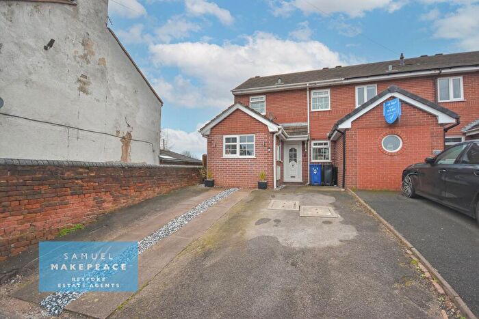 3 Bedroom Town House For Sale In High Street, Halmer End, Stoke-on-Trent, ST7