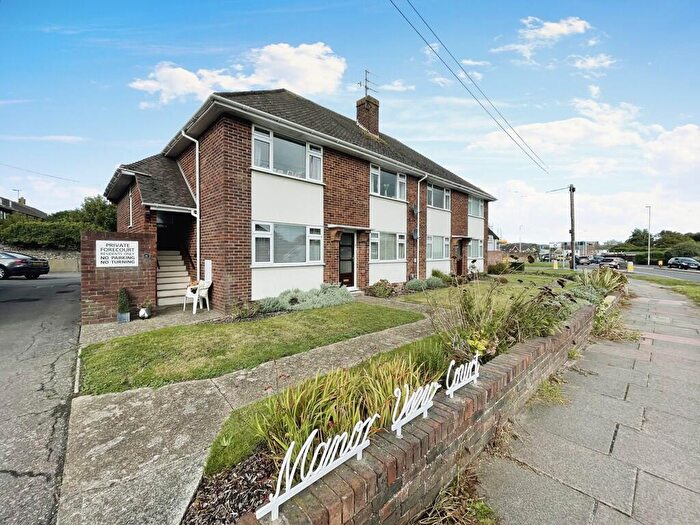 2 Bedroom Flat To Rent In Sompting Avenue, Worthing, BN14