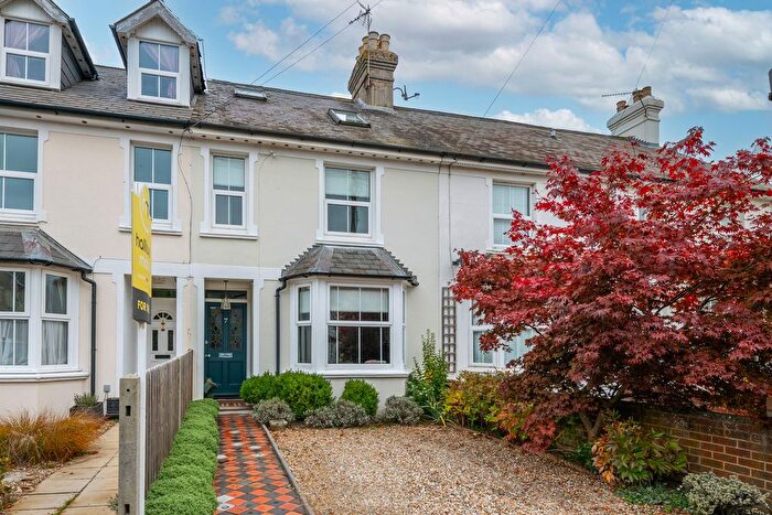 4 Bedroom Terraced House For Sale In Brambletye Park Road, Redhill, RH1