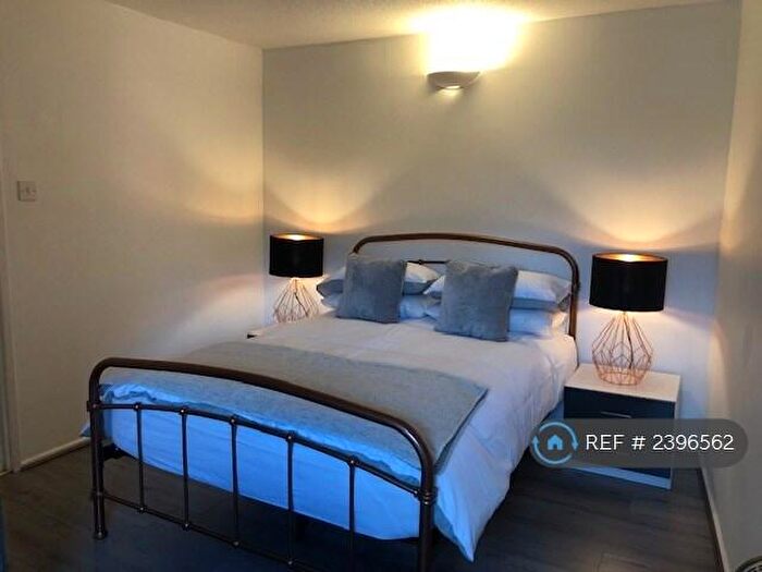 1 Bedroom Flat To Rent In New City Road, Glasgow, G4