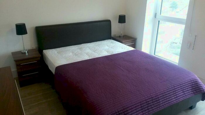 1 Bedroom Flat To Rent In Ivy Point, Hannaford Walk, London, E3