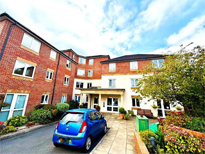 2 Bedroom Apartment To Rent In Highfield Lane, SO17