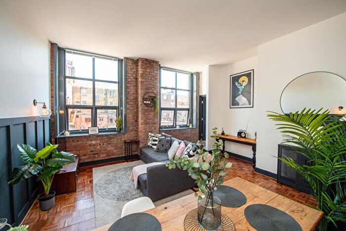 2 Bedroom Apartment To Rent In Cornwallis Street, L1