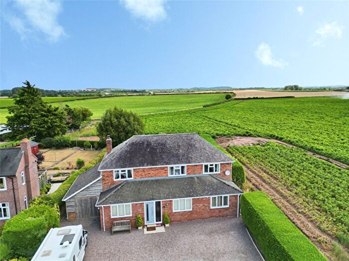 4 Bedroom Detached House For Sale In Maesbury, Oswestry, Shropshire, SY10