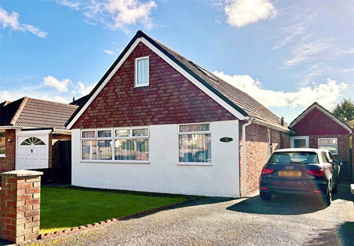 4 Bedroom Bungalow For Sale In Morelands Road, Waterlooville, Hampshire, PO7