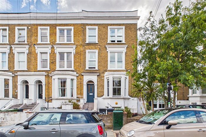 1 Bedroom Flat To Rent In Chaucer Road, London, SE24